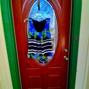 New York & Company Floral Blue with Black and White Stripes Top Size M